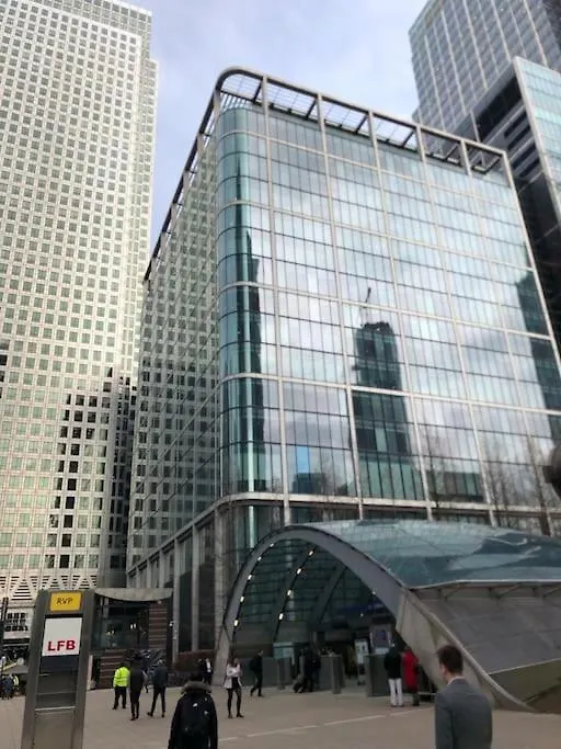 Homestay Canary Wharf Balcony Suite London